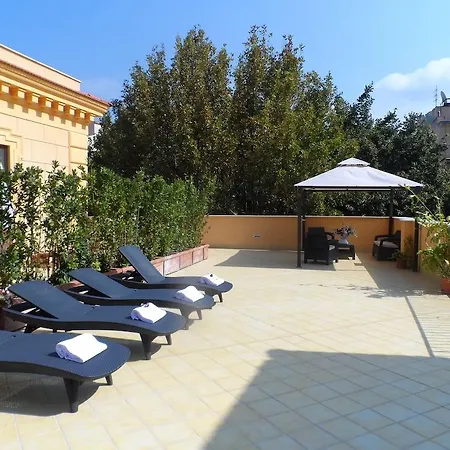 Palazzo Jannuzzi Relais Гостевой дом 4*