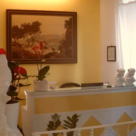 Palazzo Jannuzzi Relais Гостевой дом
