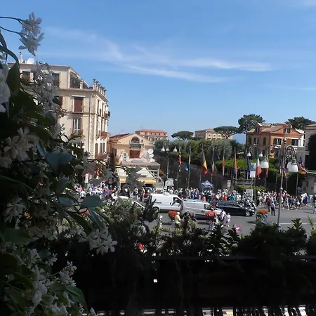 Palazzo Jannuzzi Relais 4* Сорренто