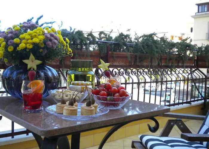 Palazzo Jannuzzi Relais 4* סורנטו