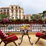 Palazzo Jannuzzi Relais Guest house 4*