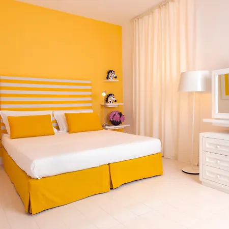 Palazzo Jannuzzi Relais 4* סורנטו