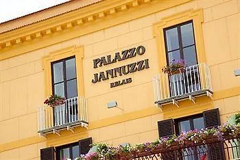 Palazzo Jannuzzi Relais Guest house 4*