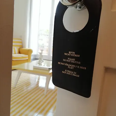 パラッゾ ヤヌツィー レライス 4*